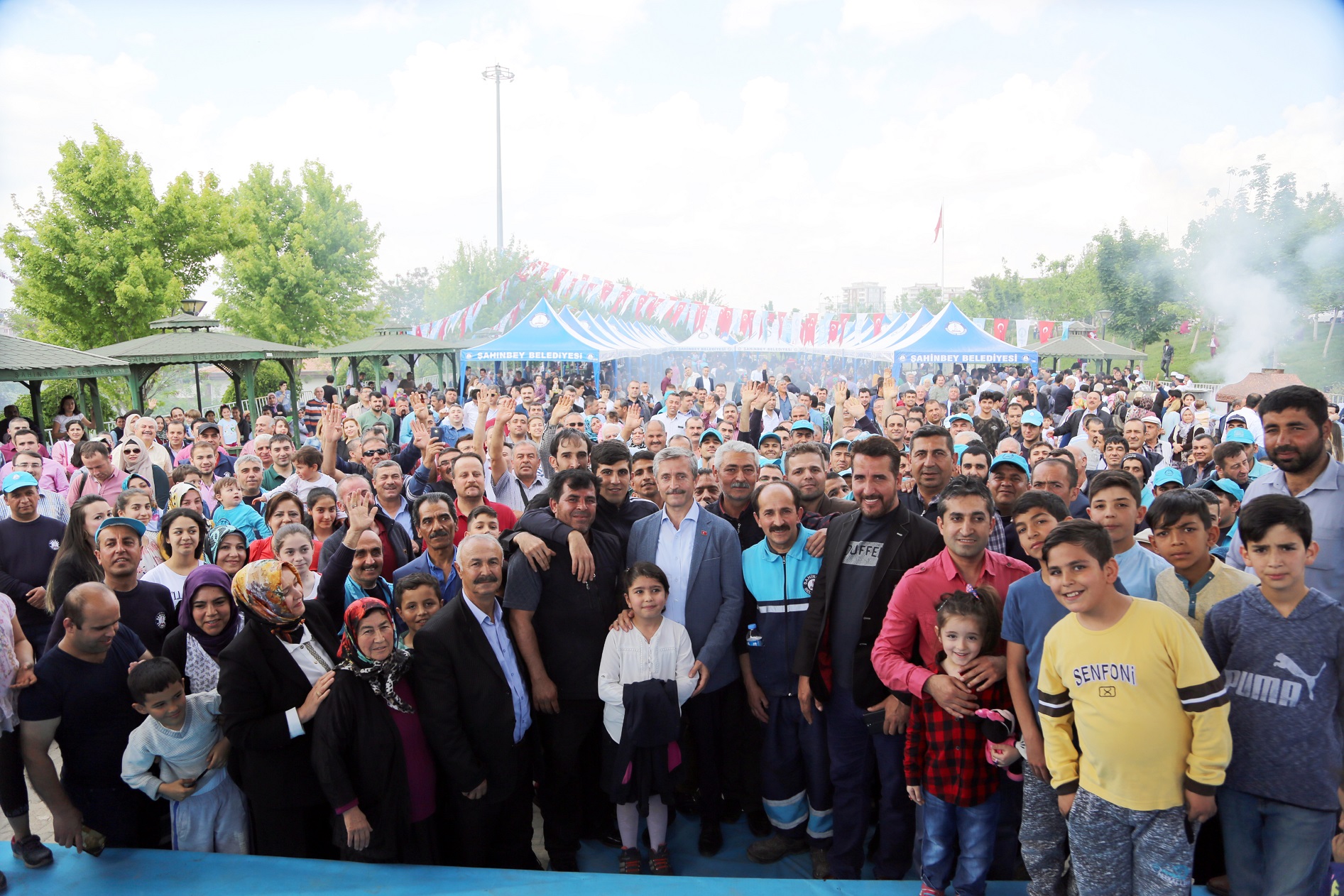 Ba�kan�m�z 1 May�s Emek ve Dayan��ma G�n�n� Kutlad�