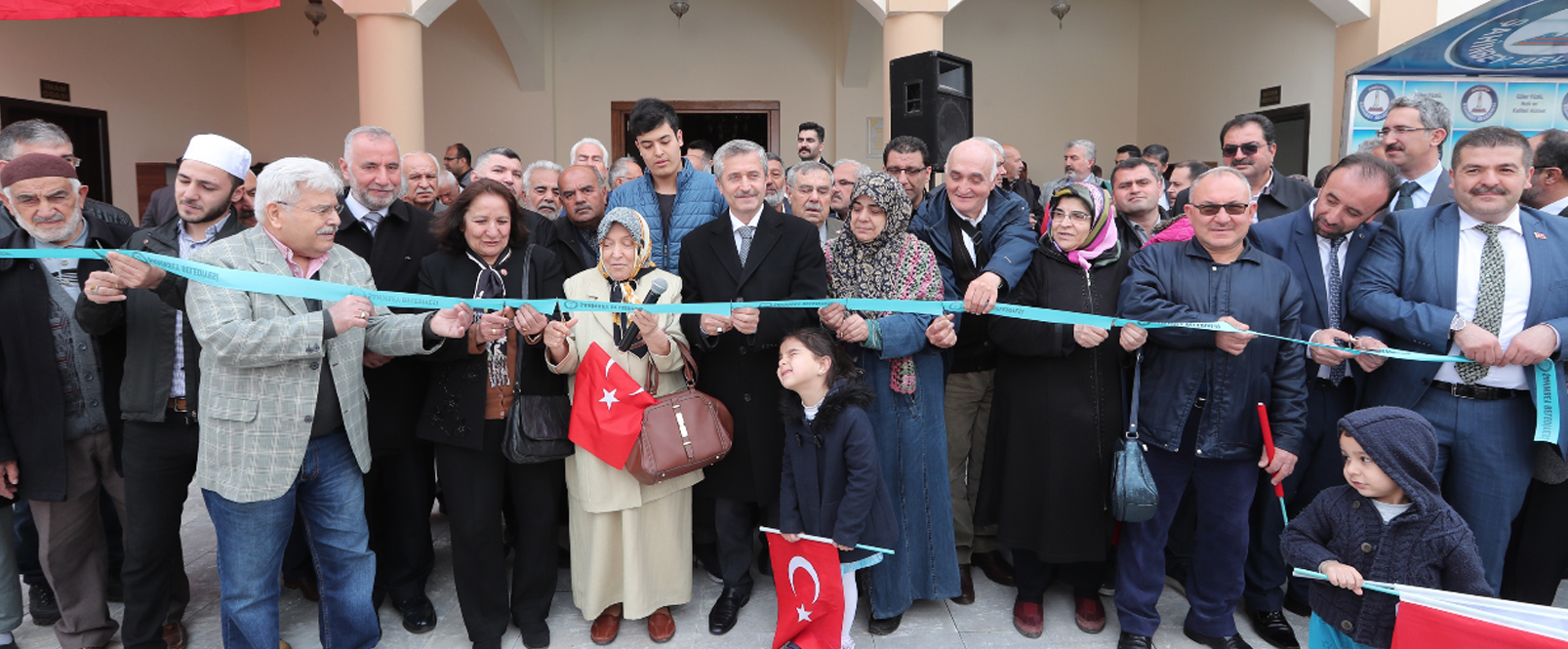 Ahmet Muhtar B�y�k��nar��n �smi �ahinbey�de Ya�ayacak