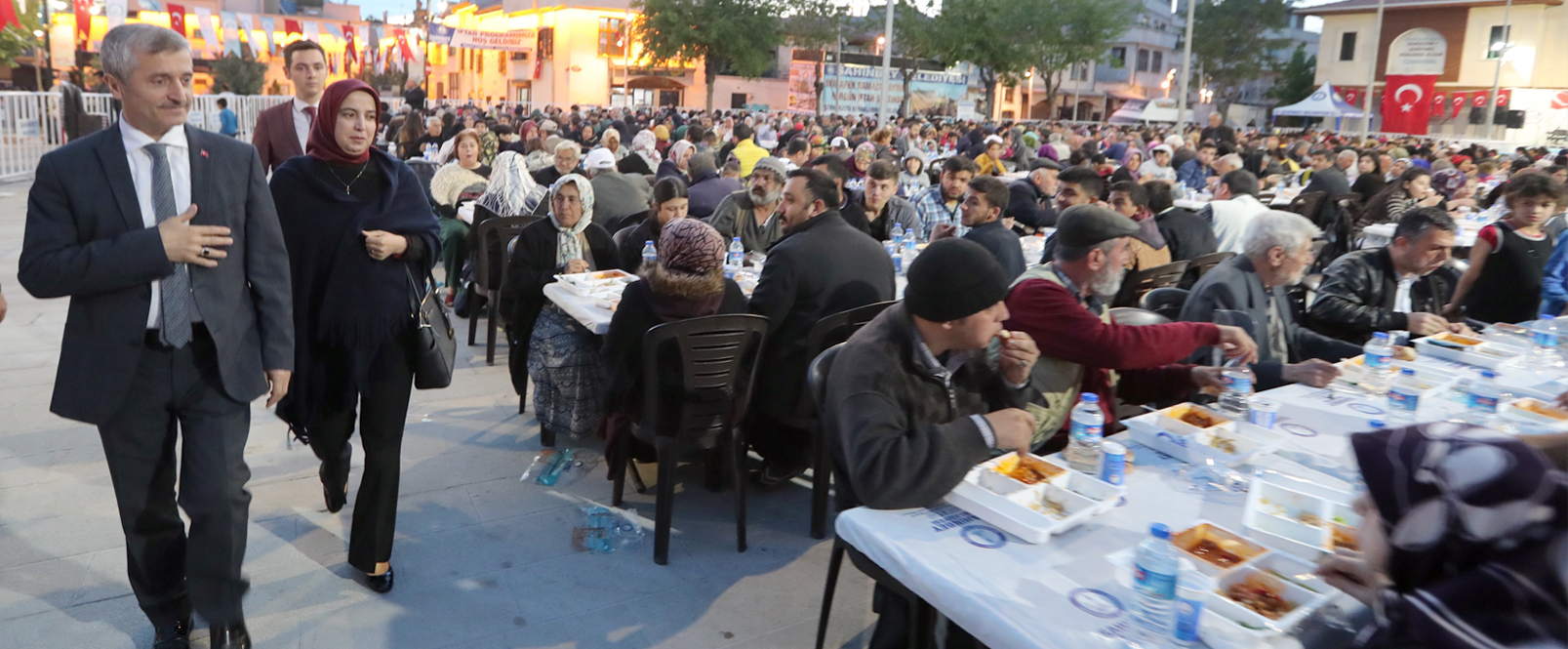 Gaziantep�in Tarihi Dokusunda 5 Bin Ki�i Semazenler E�li�inde Osmanl� Us�l� �ftar A�t�