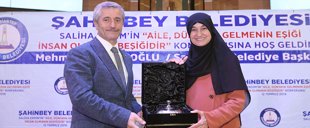 Evlilik Okulu�nda  Aile ��i �leti�im Anlat�ld�