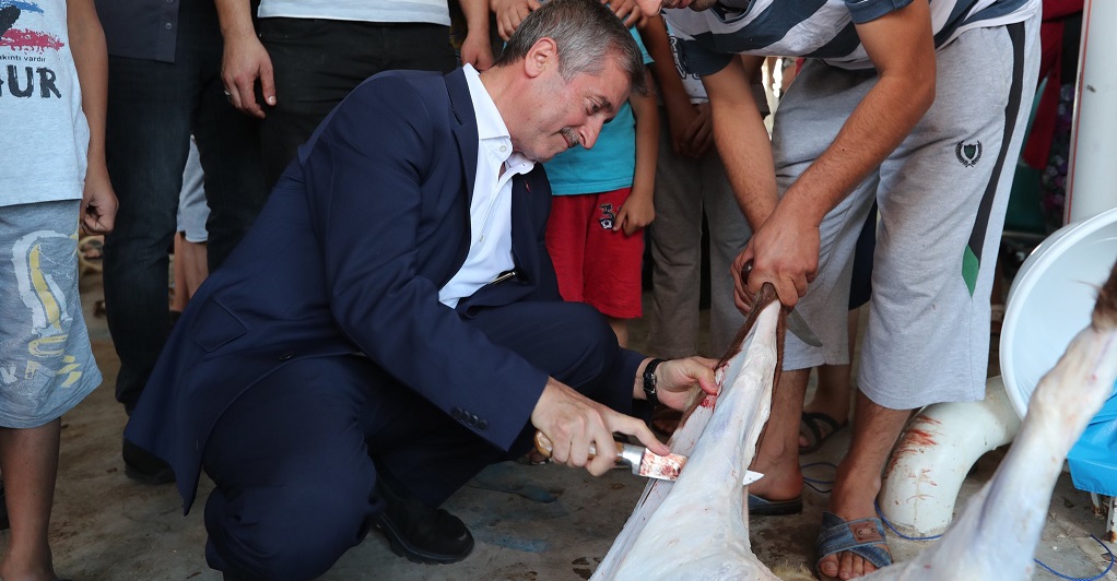 Ba�kan�m�z Kurban Kesim Alanlar�n� Ziyaret Etti