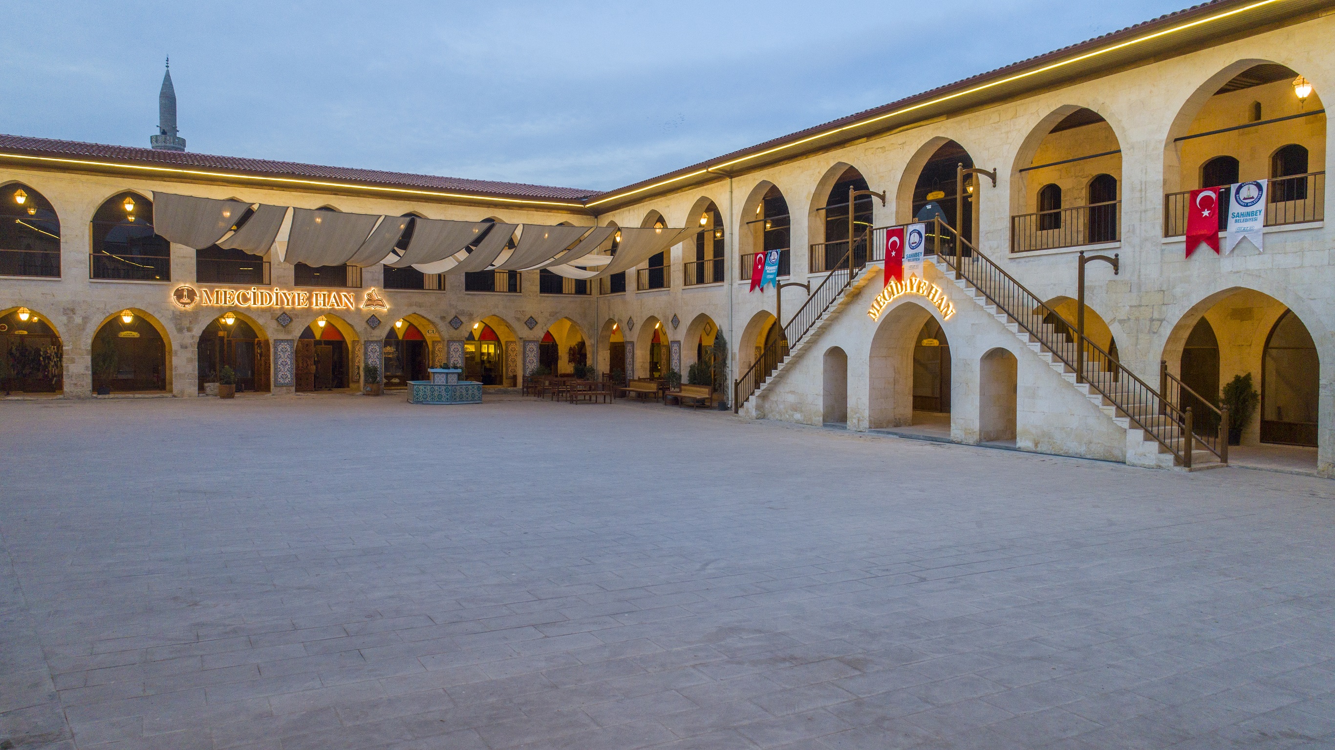 Ba�kan Tahmazo�lu "Gaziantep�in K�lt�r� Sahaflar �ar��s� Mecidiye Han�da Ya�ayacak"