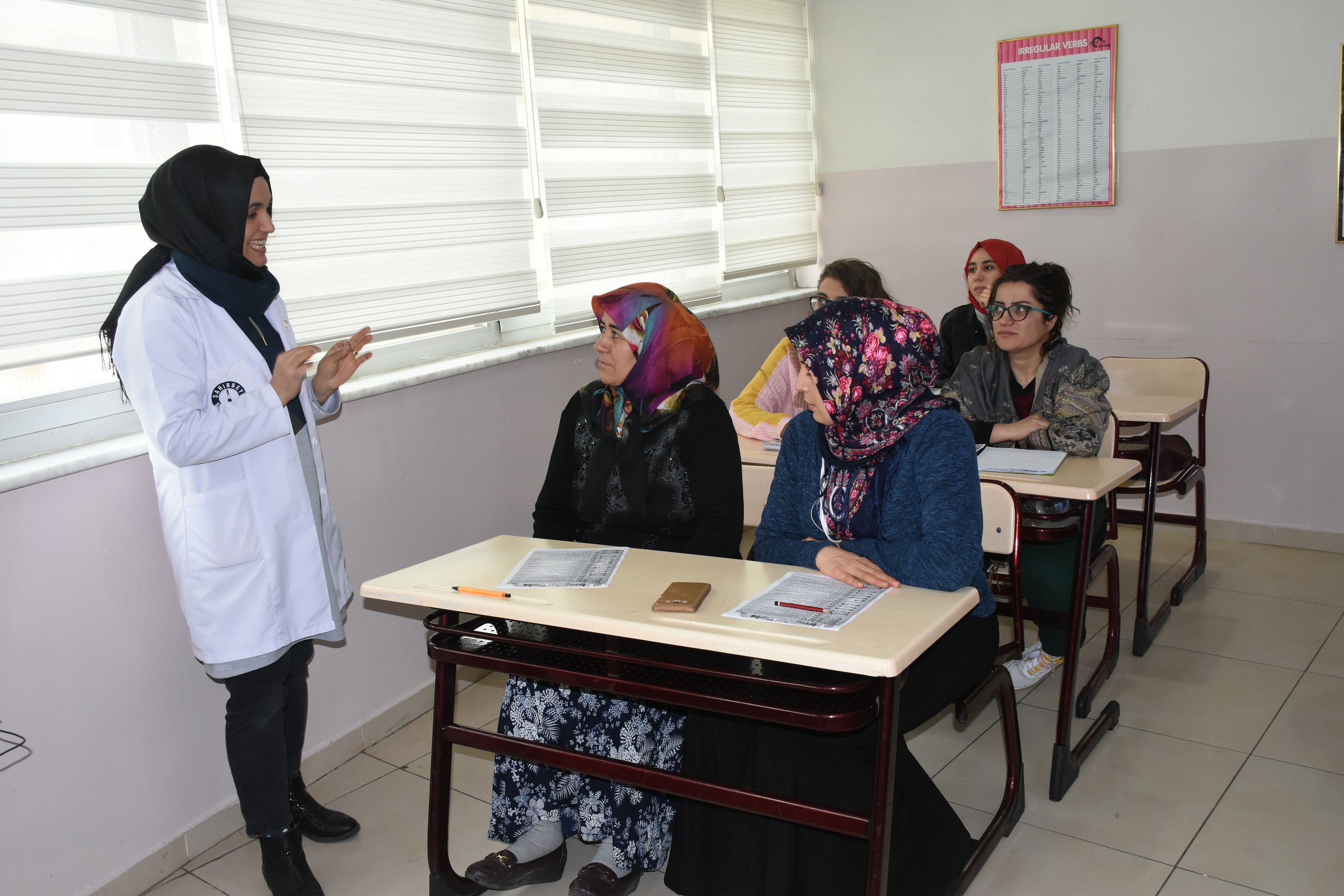 �ahinbeyli Ev Han�mlar� �ngilizce ��reniyor