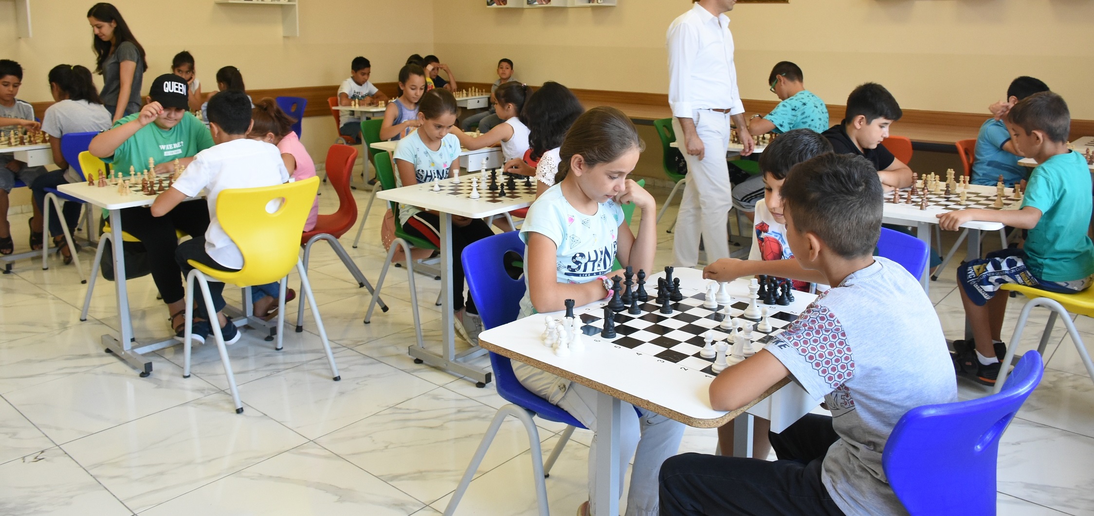 Sosyal Tesislerimizde E�lenerek ��reniyorlar