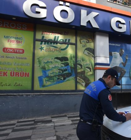 Son Kullanma Tarihi Ge�mi� �r�n Satan 2 Market Kapat�ld�