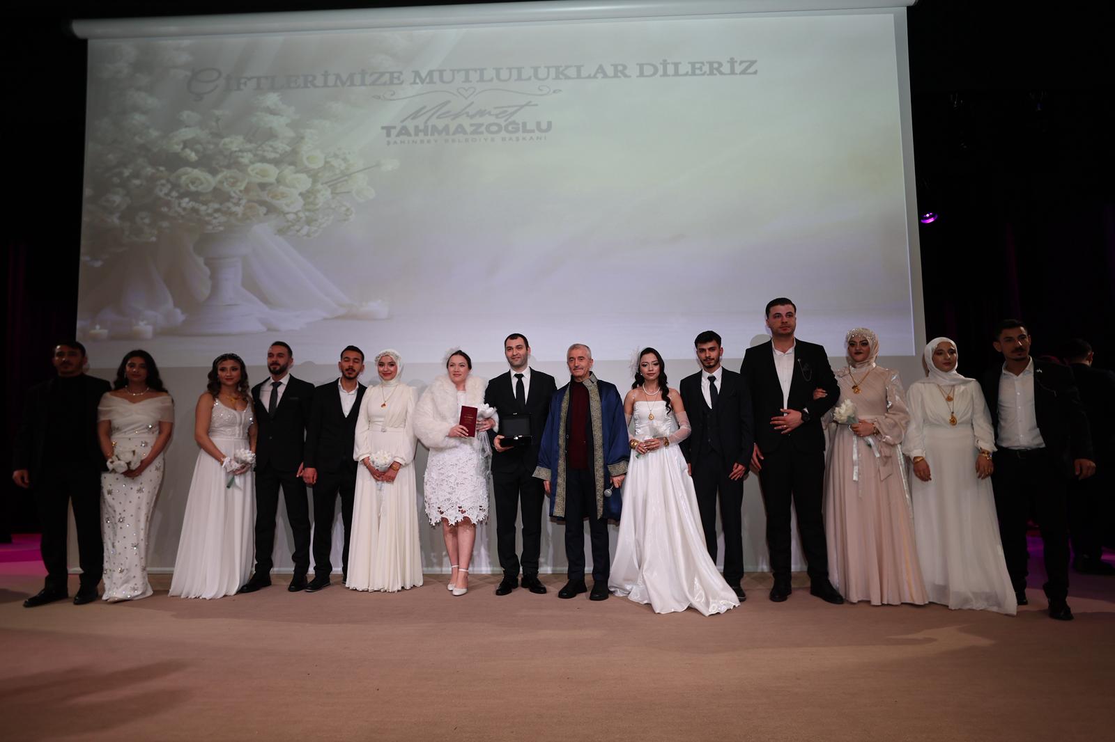62 �ift Mutlulu�a �ahinbey�de Evet Dedi