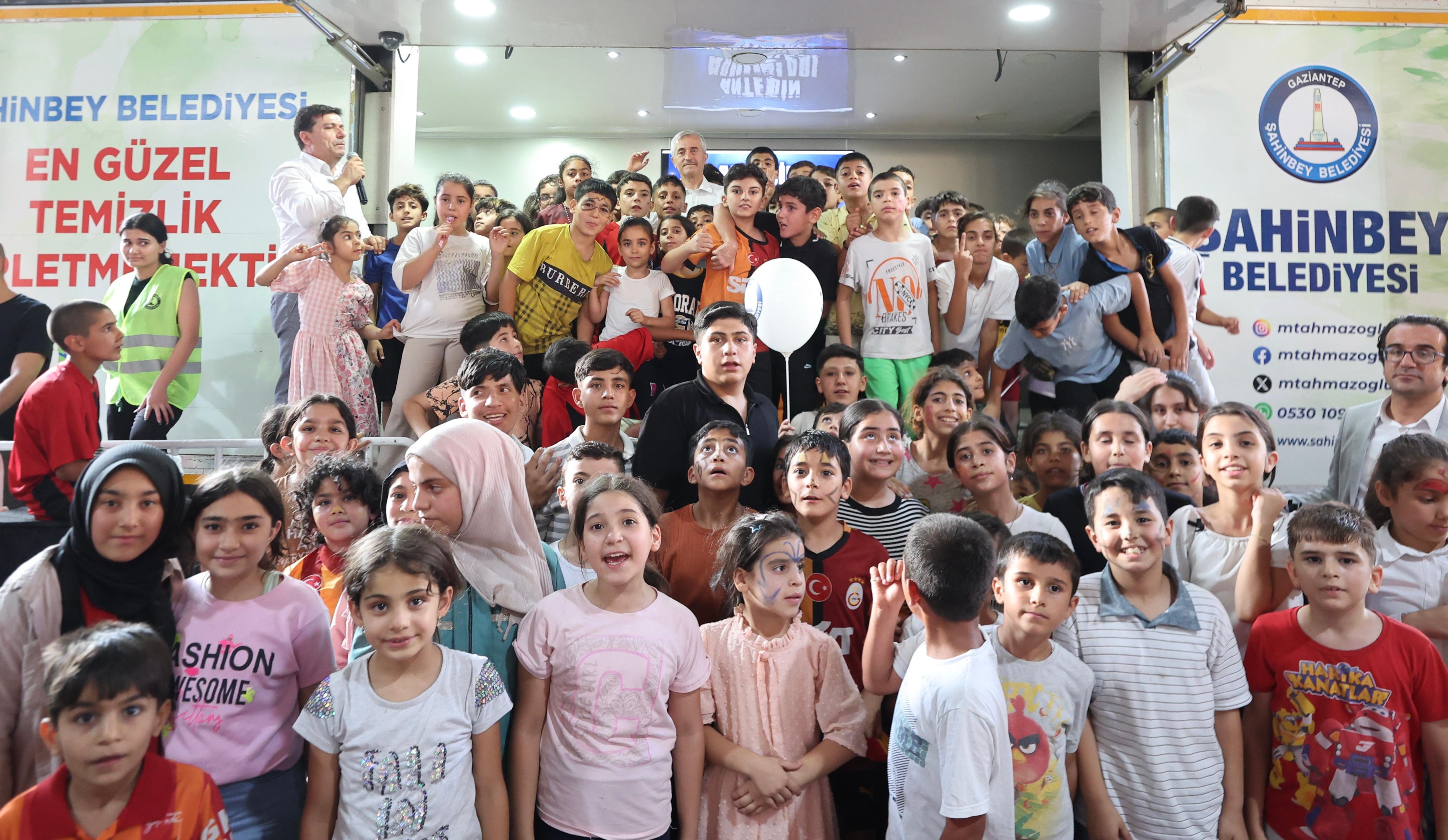 Belediyemiz Mahalleleri �enlendiriyor
