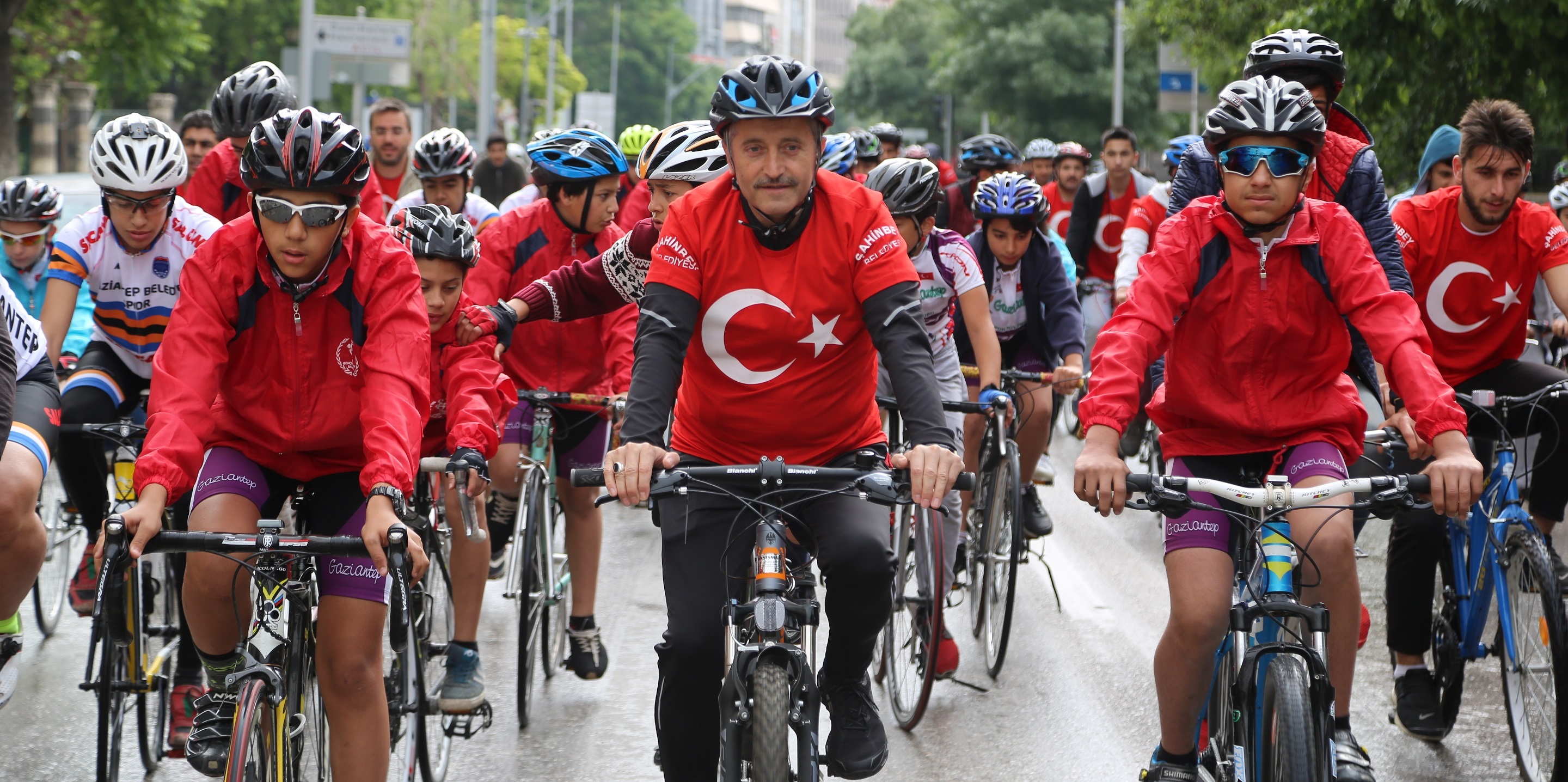 Ba�kan�m�z: "Vatanda�larla Pedal �evirdi"