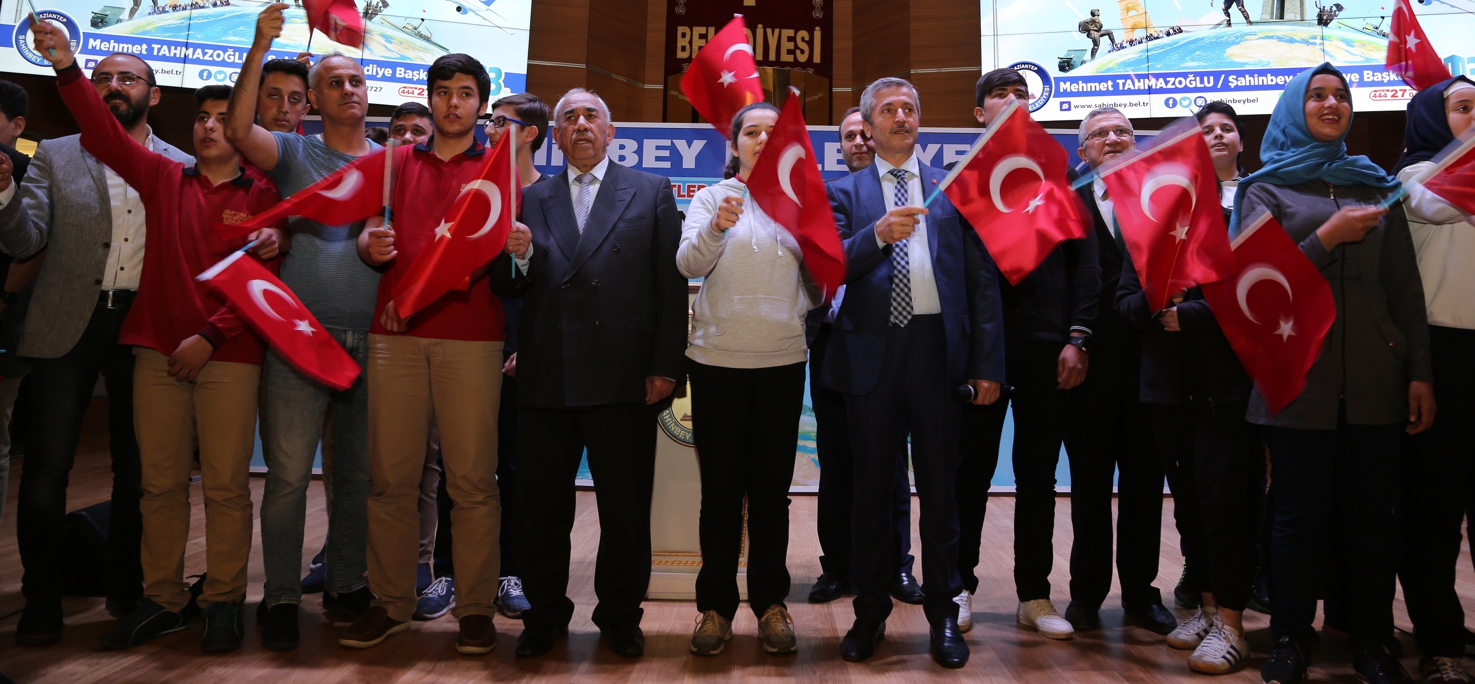 �anakkale�de Destans� Bir M�cadele Yat�yor