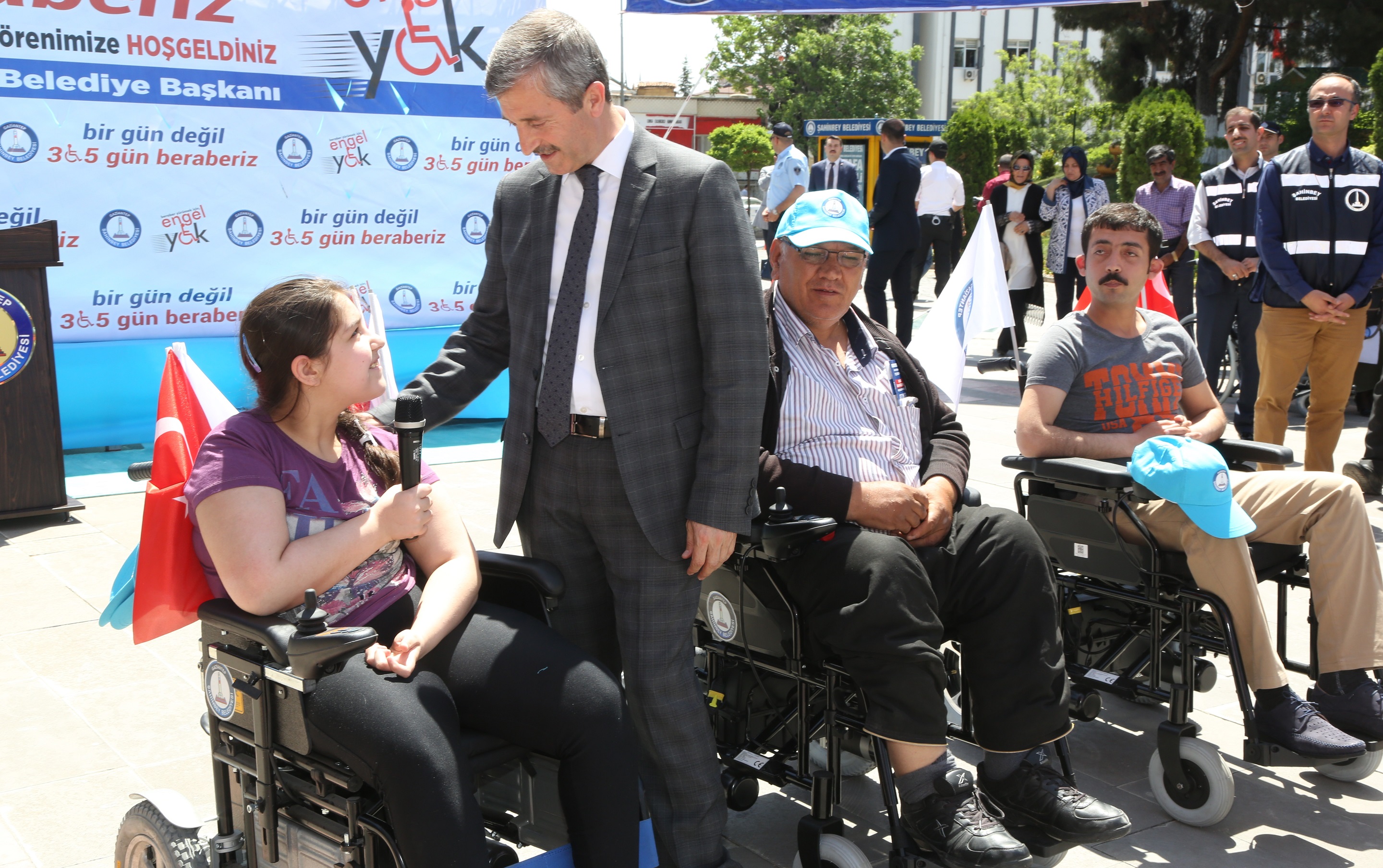Ba�kan�m�z: "Hepimiz Engelli Aday�y�z"