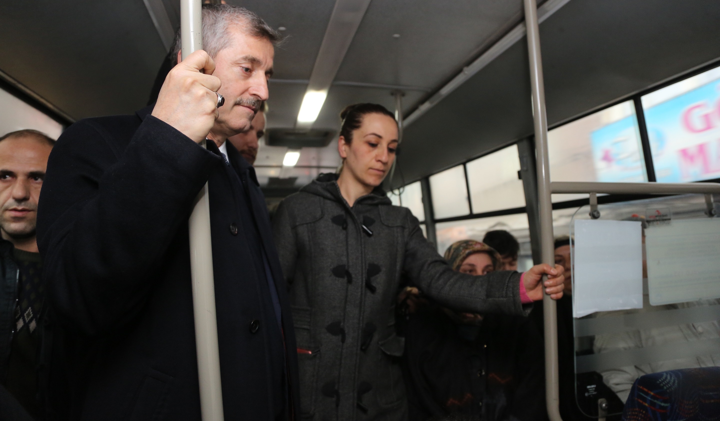 Ba�kan�m�z, Vatanda�lar �le �� ��e
