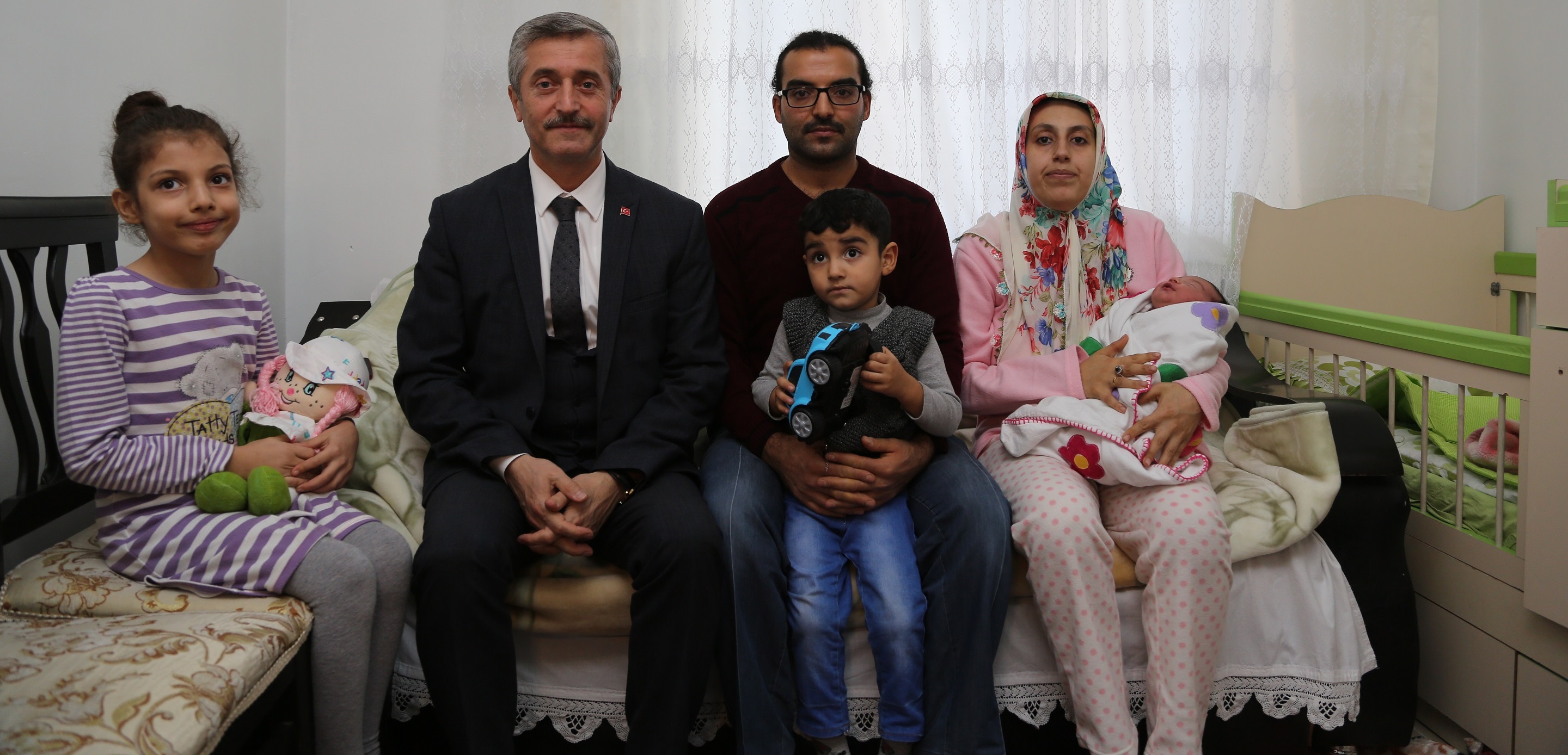 Onbinlerce Bebe�e Ho�geldin Dedik