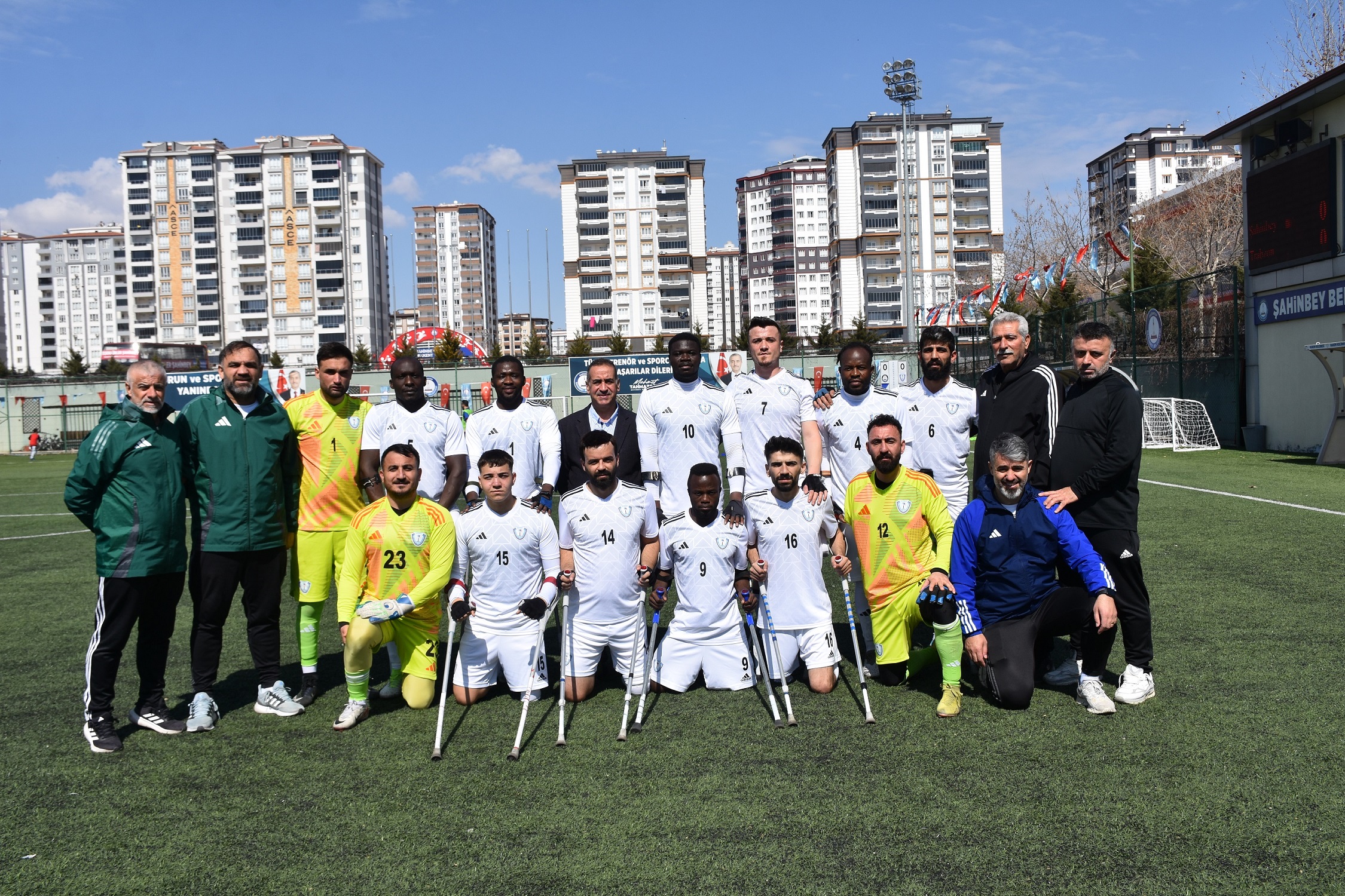 �ahinbey Ampute Bir Engeli Daha A�t� 2-1
