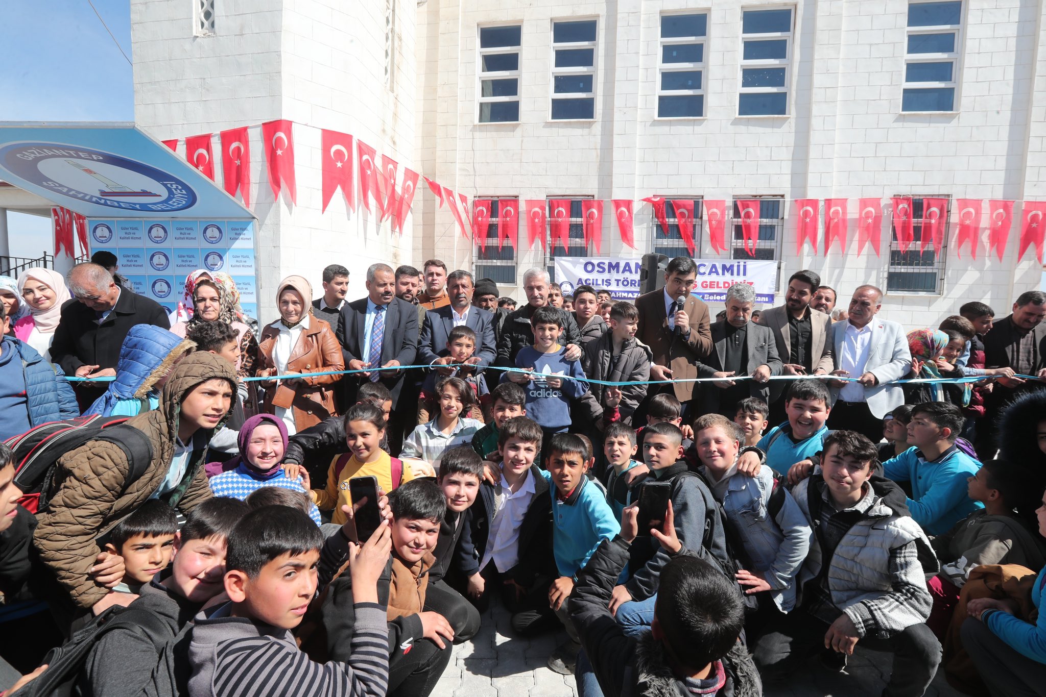 Belediyemiz Bir Camiyi Daha Hizmete A�t�