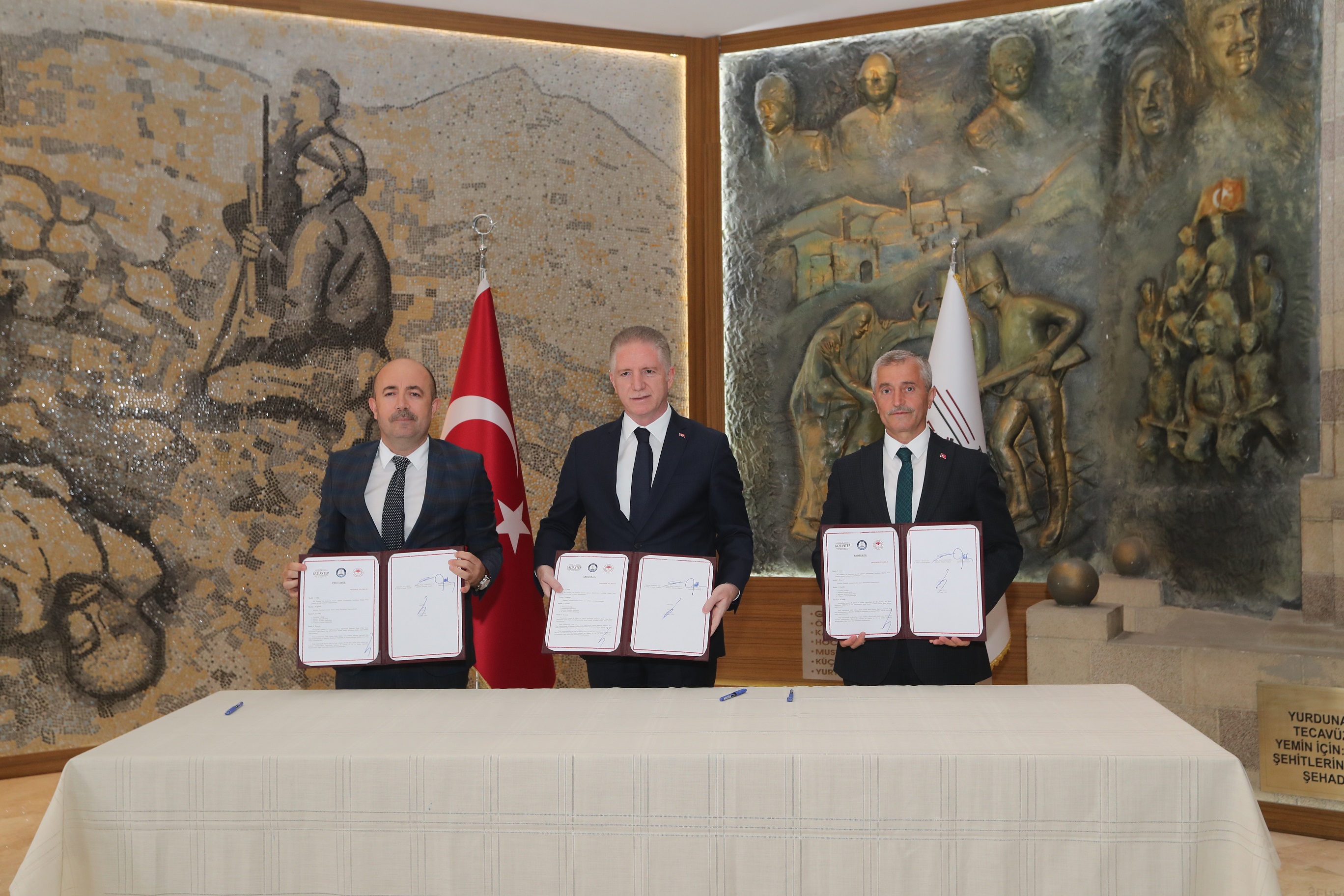 Belediyemizden �ift�ilere Silajl�k M�s�r Deste�i