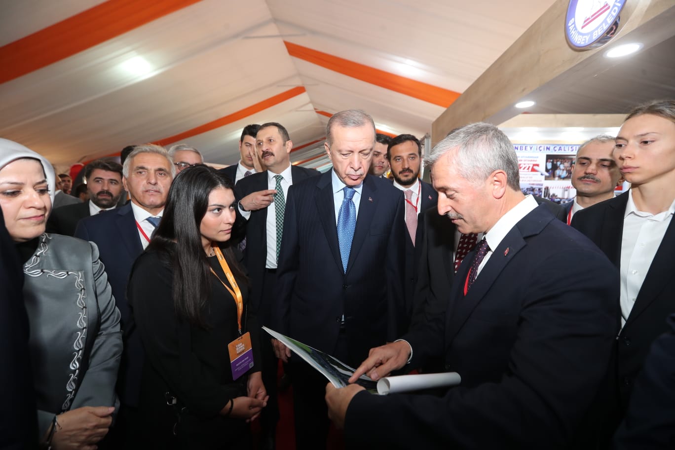 Cumhurba�kan� Erdo�an Belediyemizin Stand�n� Ziyaret Etti