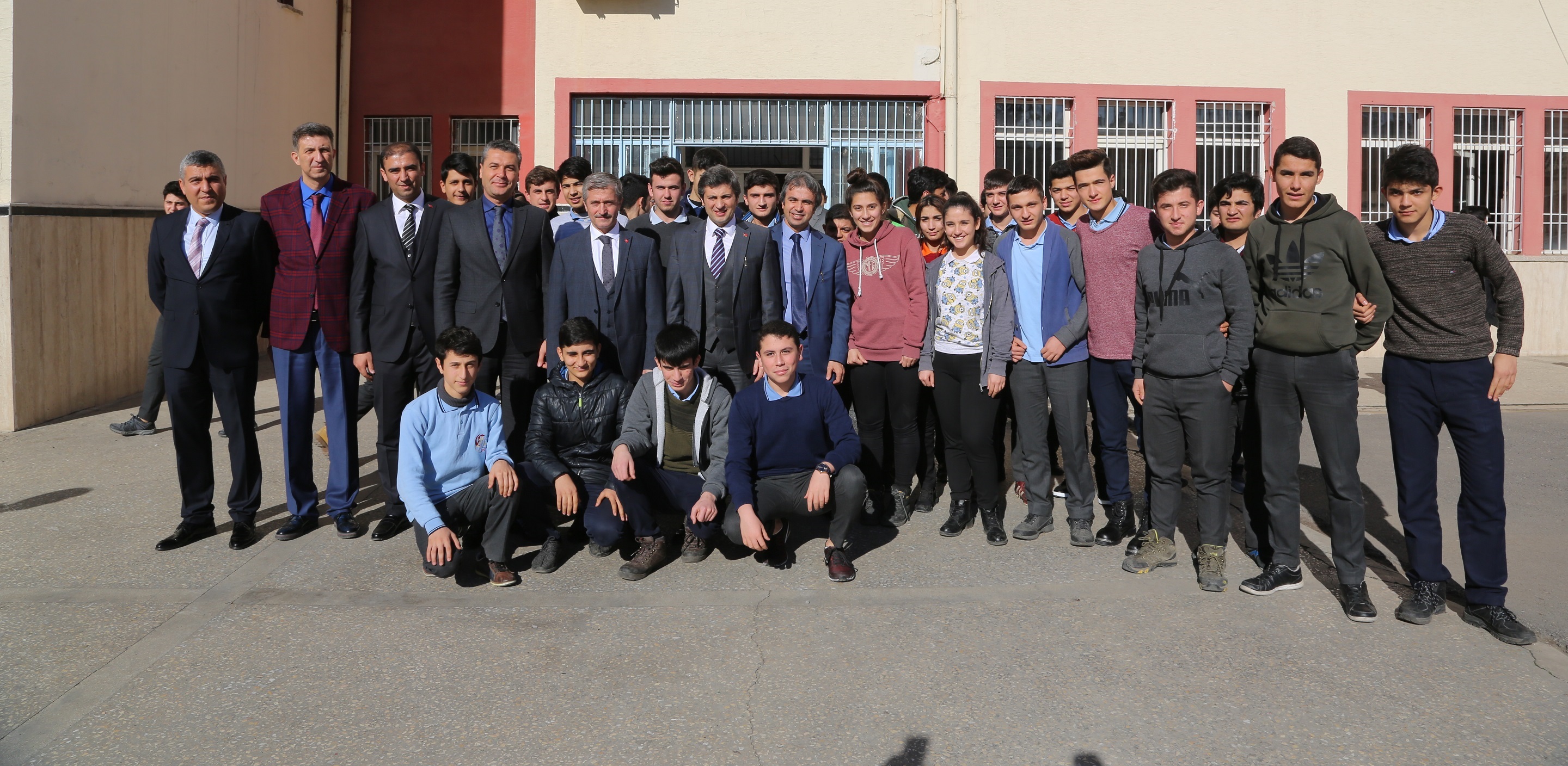 147 ��renciyi Umreye G�nderiyoruz