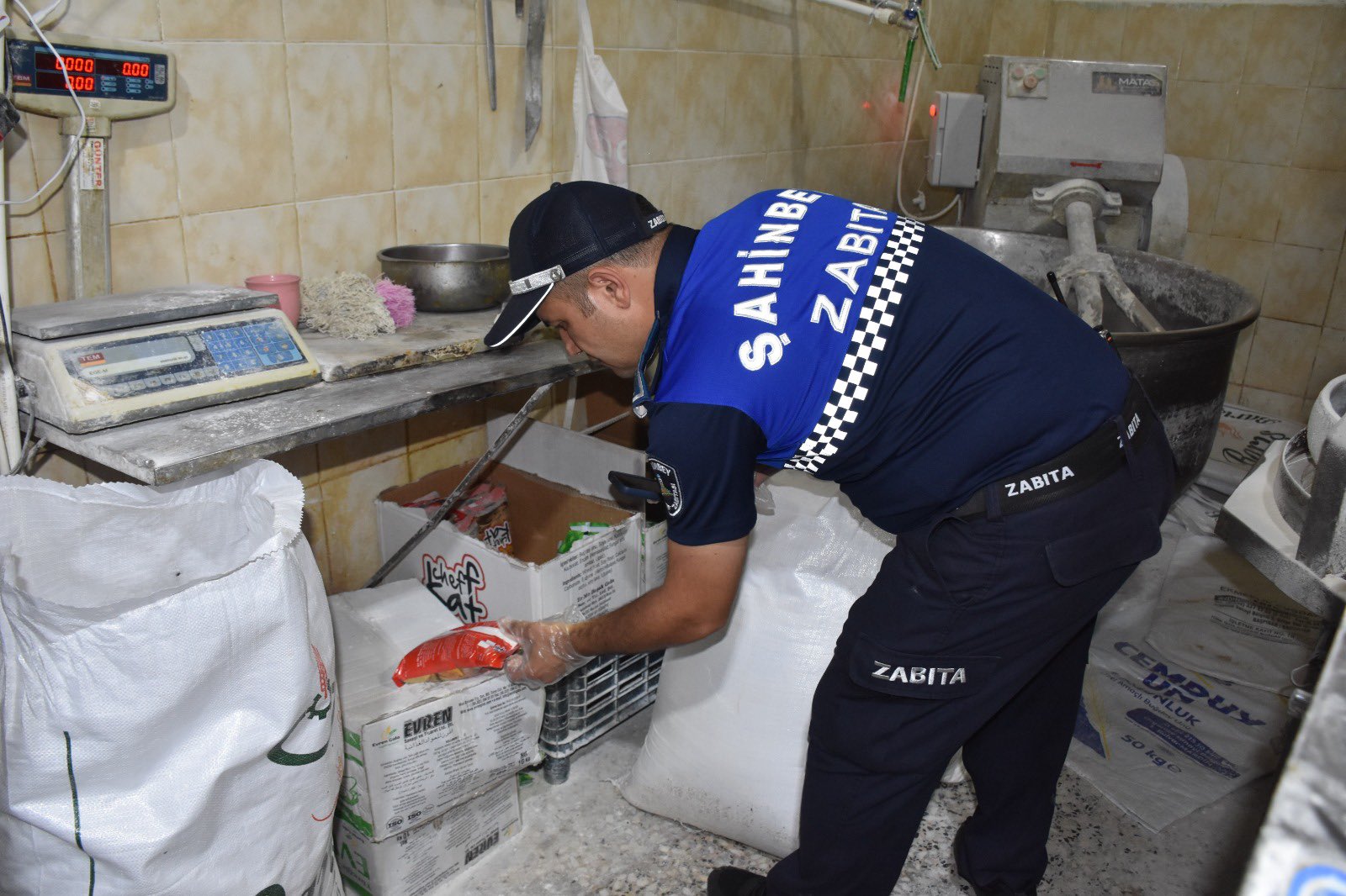 Belediyemizden Zab�ta Ekiplerinden Gece Denetimi