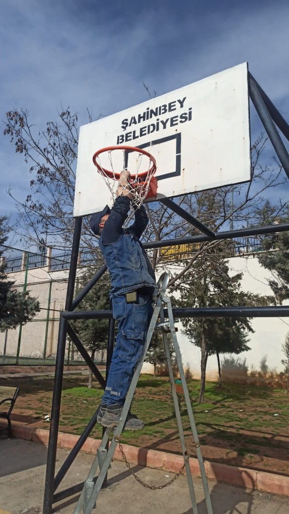 �ahinbey Genelindeki Okullardaki Pota ve Kalelerin Tamir ve Bak�m�