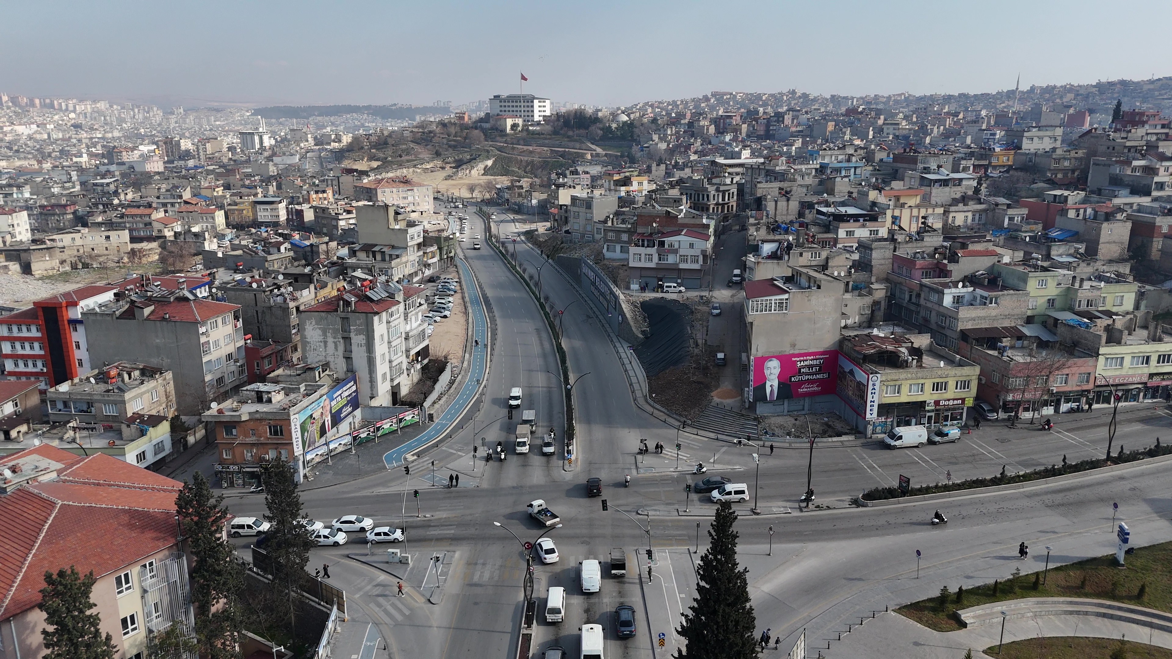 Bo�azi�i Bulvar� 2. Etap Yol A�ma �al��mas�
