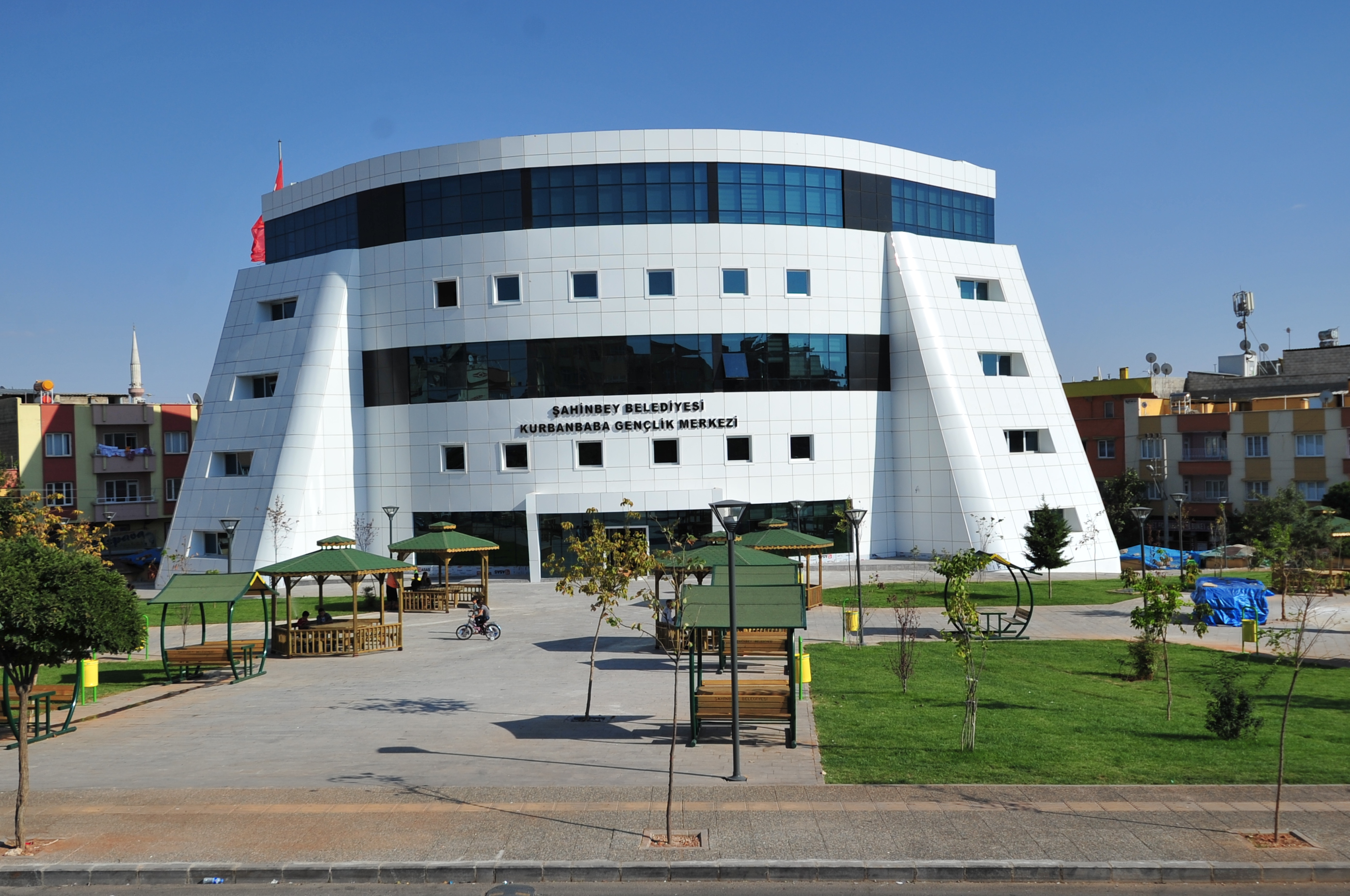 Kurbanbaba Gen�lik Merkezi