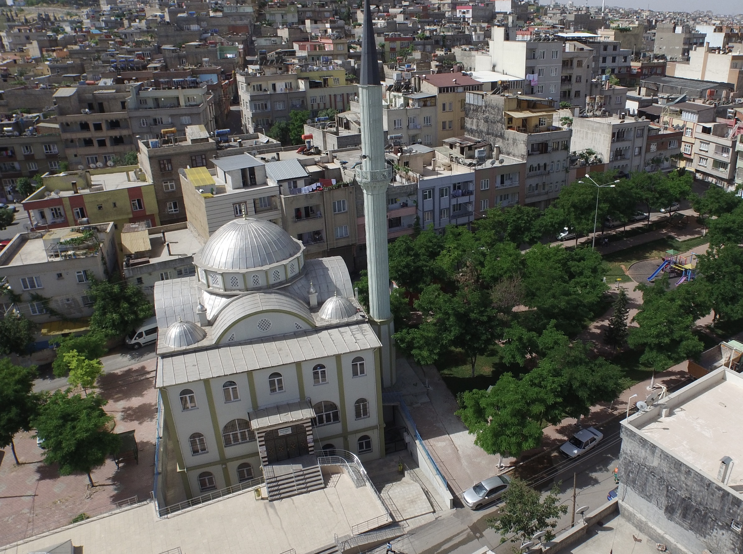 �ehitkamil Camii