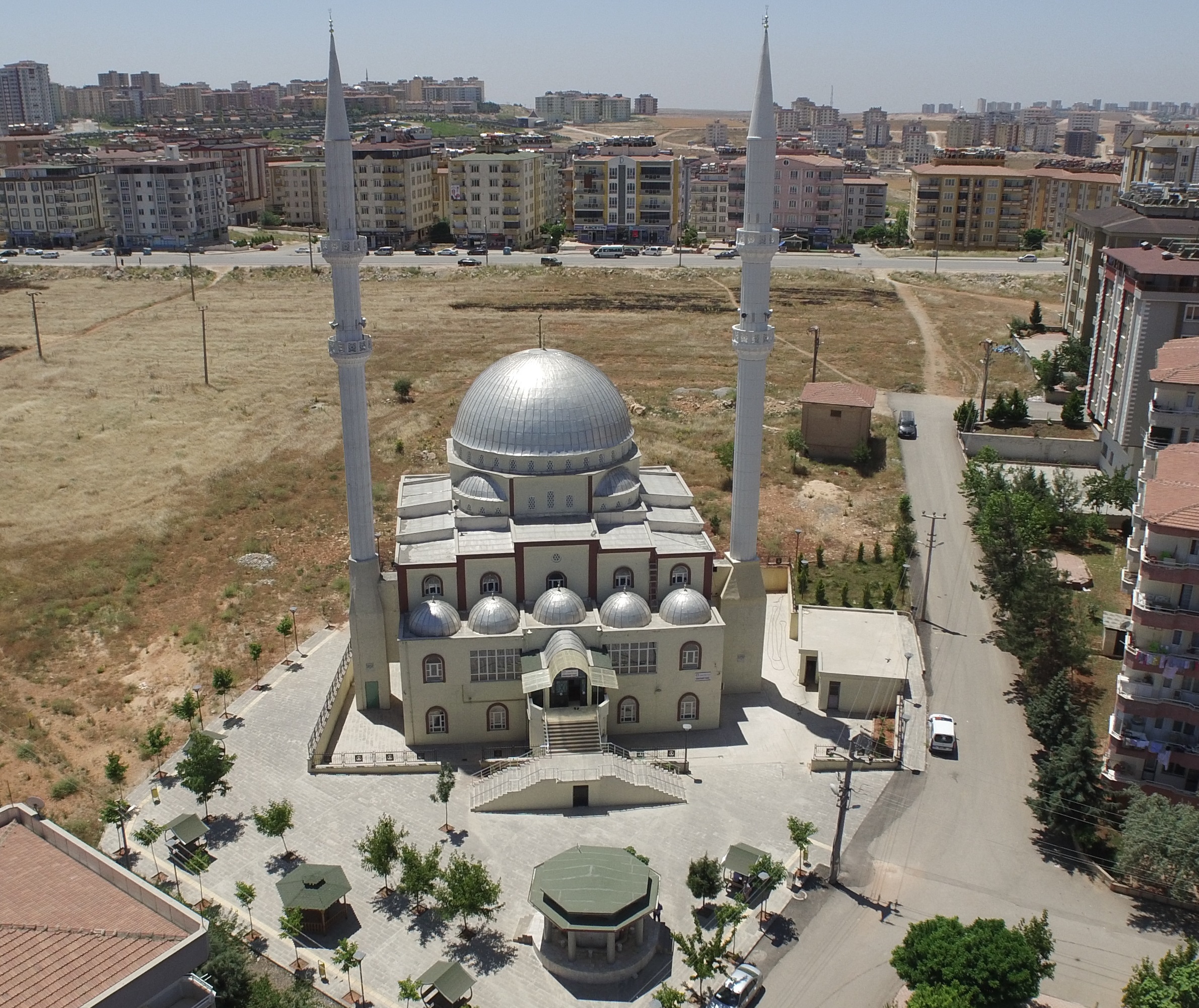 G�neykent Camii