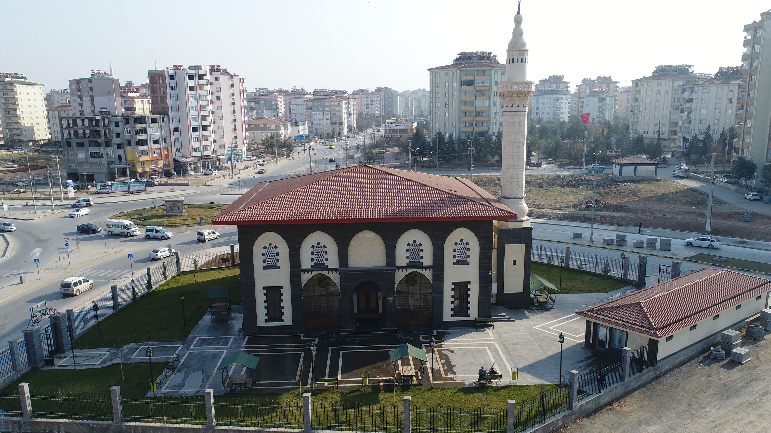 Karata� Eruslu Camii