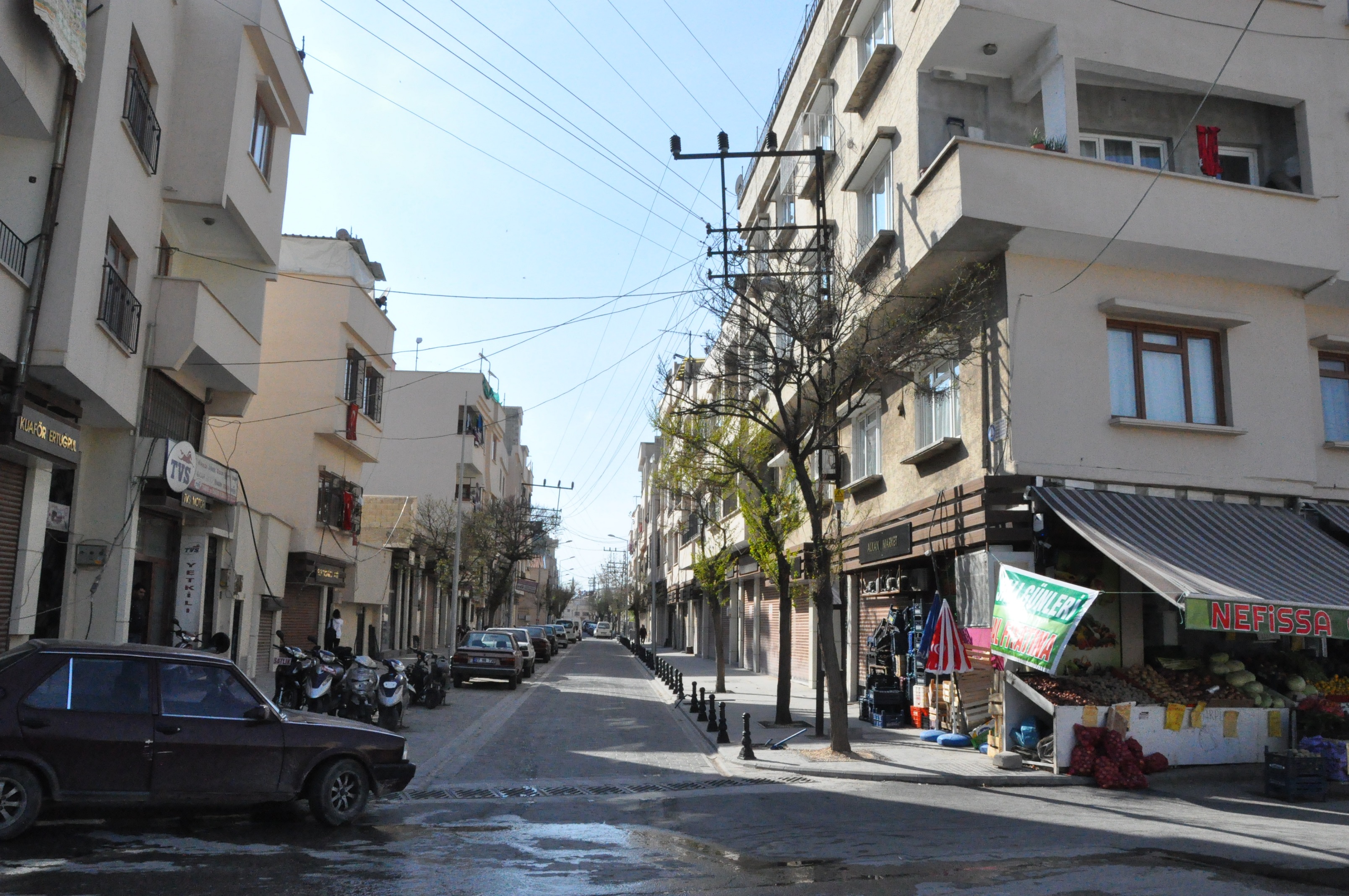 �erif Kendircio�lu Caddesi Sokak Sa�l�kla�t�rma ve Yol �al��mas�