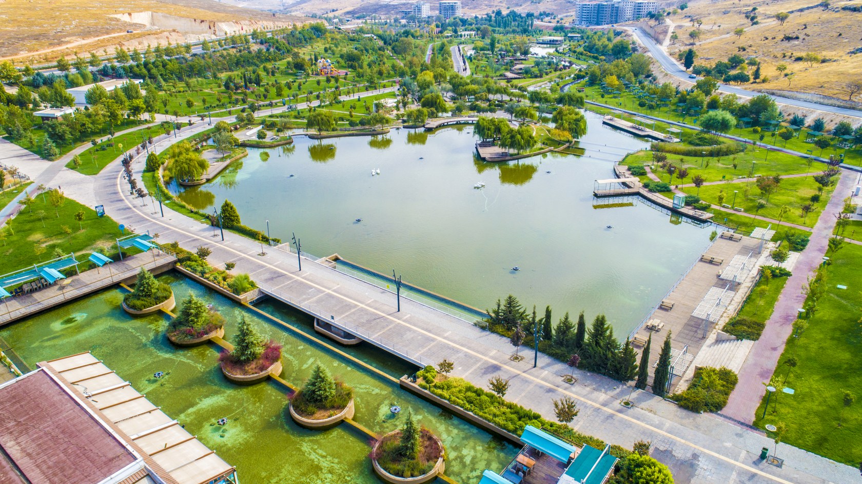 Ye�ilvadi Park� (1.700.000 m2 B�y�kl���nde)