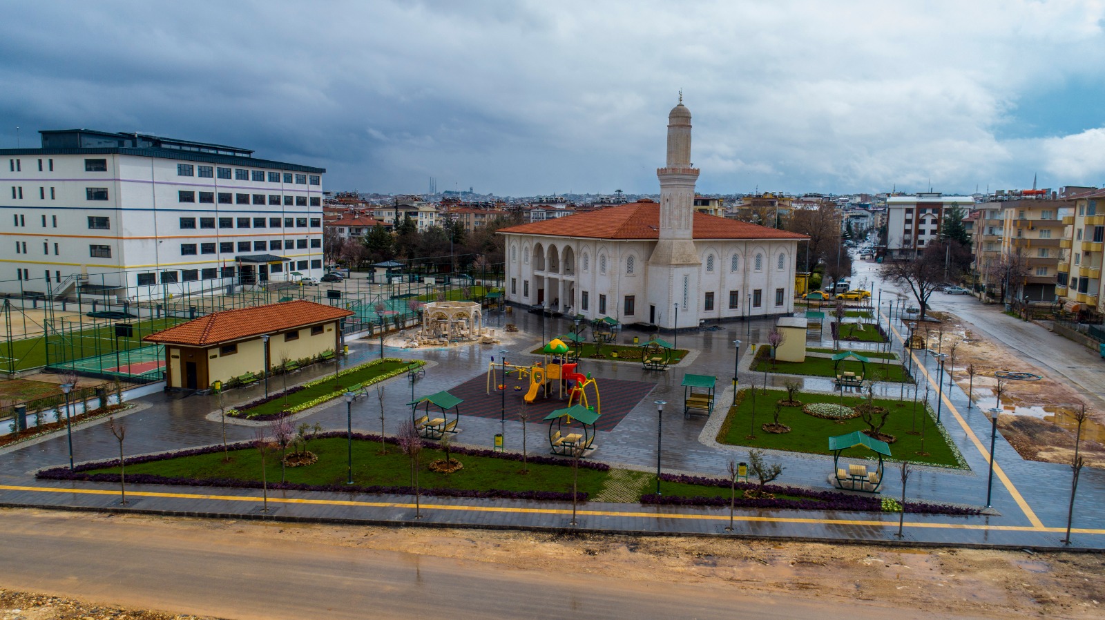 �aban Durur Camii Yan� Park
